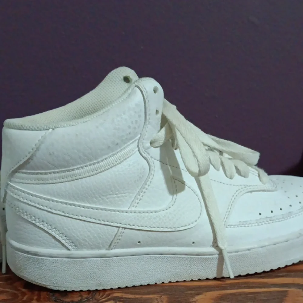 Nike White Classic Hi-Top Sneakers - Picture 4 of 10